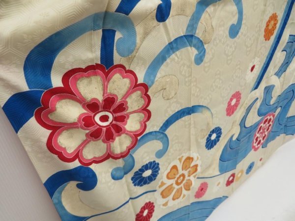 Photo3: 5330T14z880 Vintage Japanese Kimono Silk FURISODE Flowers Smoky white (3)