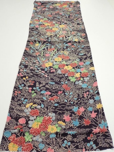 Photo5: 1H01z70  Japanese Kimono Crepe Silk  FABRIC Flowers Dark grape 42.1x14.4 (5)