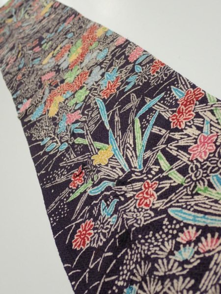 Photo1: 1H08z40  Japanese Kimono Crepe Silk  FABRIC Flowers Dark grape 39.8x7.1 (1)