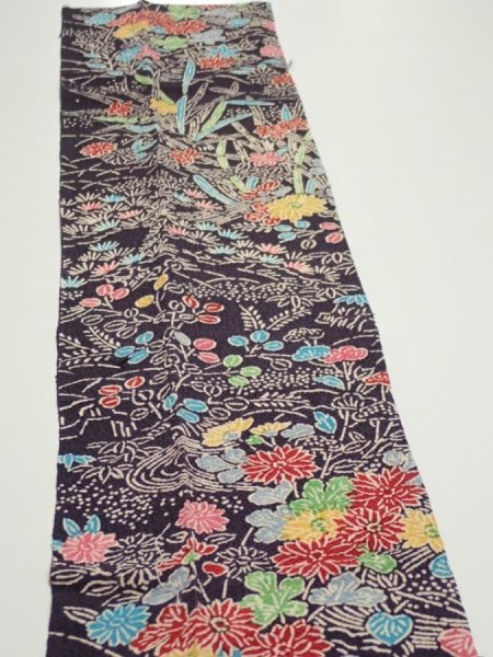 Photo4: 1H08z40  Japanese Kimono Crepe Silk  FABRIC Flowers Dark grape 39.8x7.1 (4)