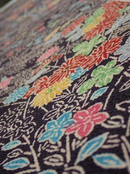 Photo4: 1H10z50  Japanese Kimono Crepe Silk  FABRIC Flowers Dark grape 59.1x7.1 (4)