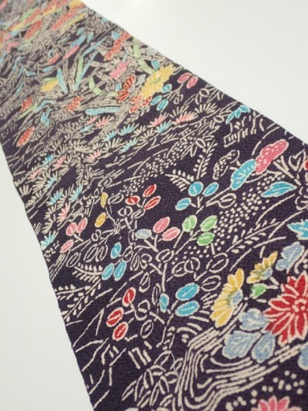 Photo1: 1H11z30  Japanese Kimono Crepe Silk  FABRIC Flowers Dark grape 37.0x7.3 (1)