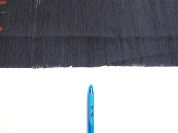 Photo6: 1H05z80  Japanese Kimono Silk TSUMUGI FABRIC Swallow  Navy-Black 65.0x14.2 (6)