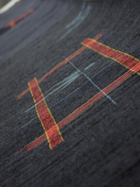 Photo4: 1H07z40  Japanese Kimono Silk TSUMUGI FABRIC Swallow  Navy-Black 57.5x7.5 (4)