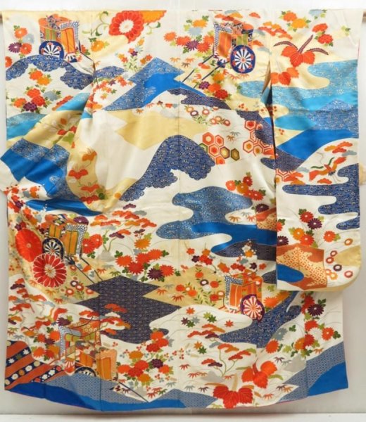 Photo1: 5411T11z1170 Vintage Japanese Kimono Silk FURISODE Royal cart Off-white (1)