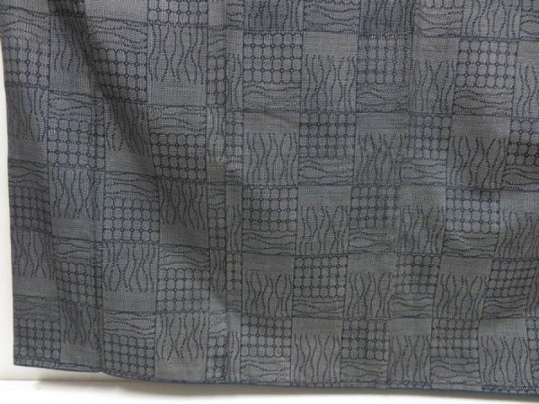 Photo4: 5413T09z820 Vintage Japanese Kimono Silk TSUMUGI  Dark navy-Gray (4)