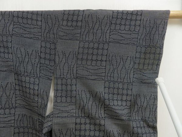 Photo7: 5413T09z820 Vintage Japanese Kimono Silk TSUMUGI  Dark navy-Gray (7)