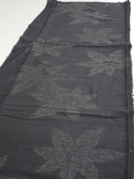 Photo3: 3L05z80  Japanese Kimono Silk TSUMUGI FABRIC Maple Black-Gray 59.4x14.6 (3)