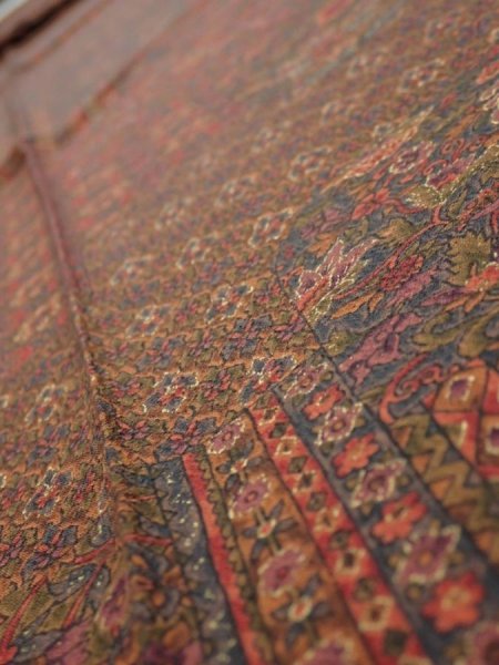 Photo4: 3L09z60  Japanese Kimono Silk  FABRIC Flowers Dark red 82.7x6.7 (4)