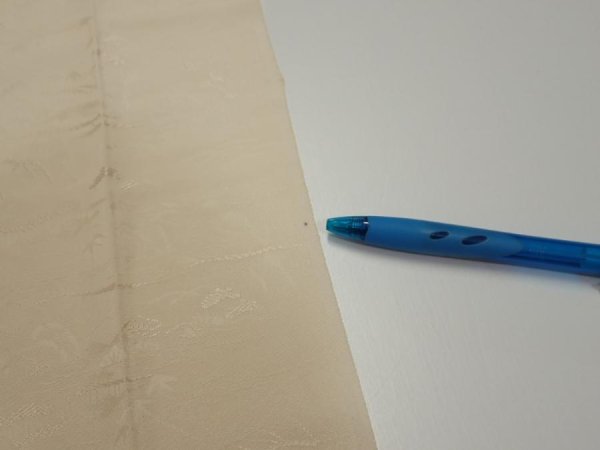 Photo7: 2i05z70  Japanese Kimono Silk  FABRIC Scenery Cream-White 56.7x14.2 (7)