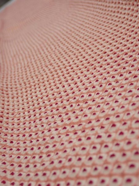 Photo4: 3H07z40  Japanese Kimono Silk  FABRIC Shibori Coral pink 61.4x7.1 (4)