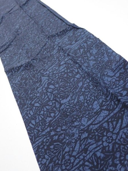 Photo2: 3H10z30  Japanese Kimono Silk  FABRIC Flowers Indigo 35.4x7.3 (2)