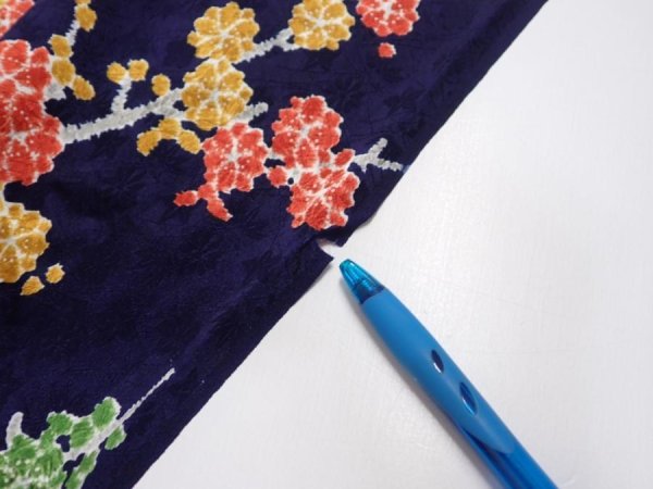 Photo6: 3H02z60  Japanese Kimono Silk  FABRIC Plum branch Dark navy 42.5x14.0 (6)