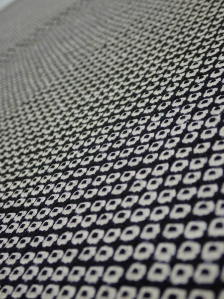 Photo1: 3G01z50  Japanese Kimono Silk  FABRIC Shibori Black 42.5x15.0 (1)