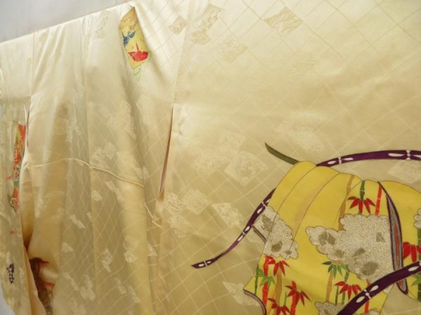 Photo2: 5507T12z1180 Vintage Japanese Kimono Silk FURISODE Makimono Straw yellow (2)