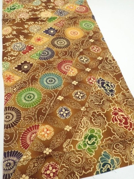 Photo2: 3K01z70  Japanese Kimono Crepe Silk  FABRIC Flowers Yellow-Brown 39.0x14.0 (2)