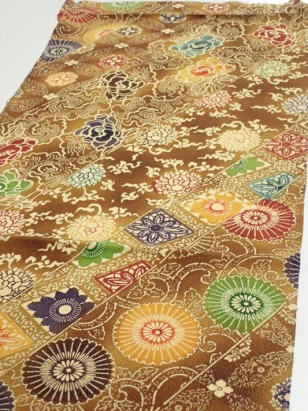 Photo3: 3K01z70  Japanese Kimono Crepe Silk  FABRIC Flowers Yellow-Brown 39.0x14.0 (3)