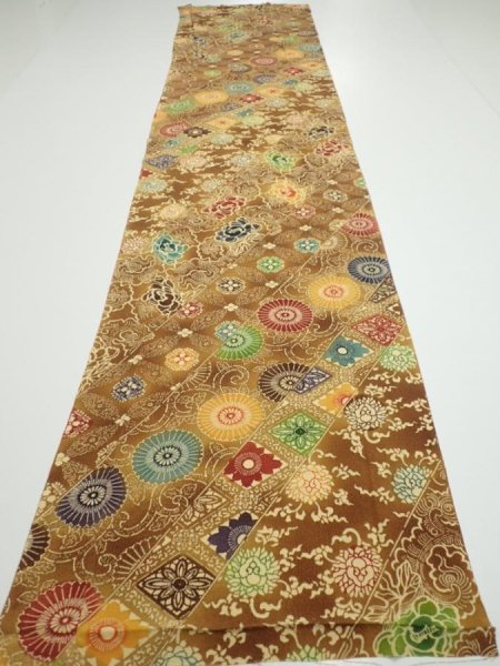 Photo5: 3K03z100  Japanese Kimono Crepe Silk  FABRIC Flowers Yellow-Brown 62.2x14.0 (5)