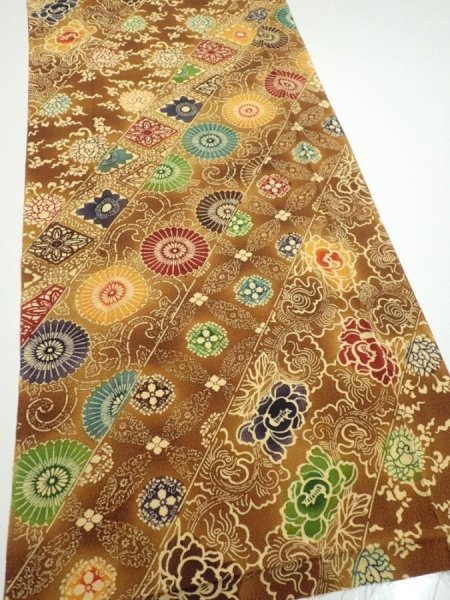Photo2: 3K05z100  Japanese Kimono Crepe Silk  FABRIC Flowers Yellow-Brown 61.4x14.0 (2)