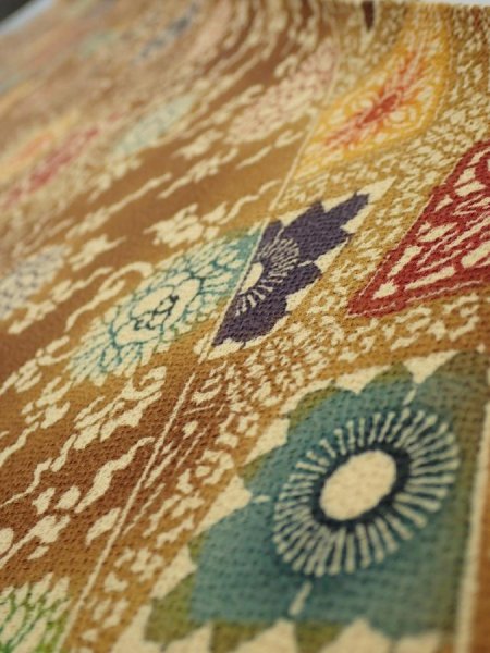 Photo4: 3K08z50  Japanese Kimono Crepe Silk  FABRIC Flowers Yellow-Brown 56.7x7.1 (4)