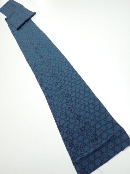 Photo5: 3K09z70  Japanese Kimono Crepe Silk  FABRIC Flowers Dark cyan blue 80.7x6.5 (5)