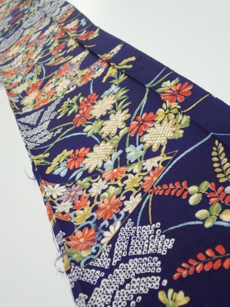 Photo1: 3K07z40  Japanese Kimono Silk  FABRIC Flowers Navy 58.3x7.5 (1)