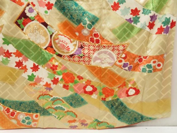Photo7: 5511T04z1200 Vintage Japanese Kimono Silk FURISODE  Sand beige (7)