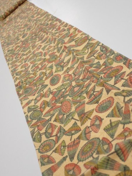 Photo1: 3J09z40  Japanese Kimono Silk  FABRIC Umbrella Cream yellow 74.8x6.9 (1)