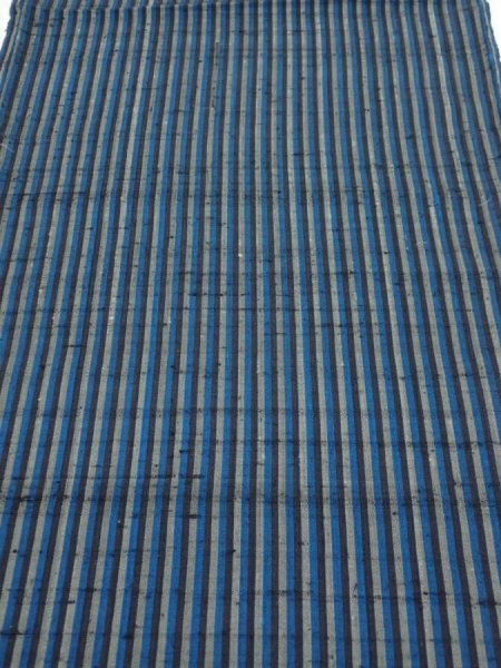 Photo2: 3J02z50  Japanese Kimono Silk TSUMUGI FABRIC Stripe Dark blue 42.1x14.8 (2)