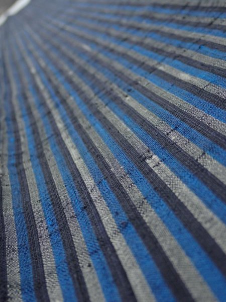 Photo4: 3J08z40  Japanese Kimono Silk TSUMUGI FABRIC Stripe Dark blue 60.6x7.3 (4)