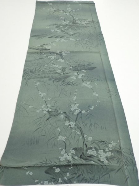Photo5: 2P01z60  Japanese Kimono Crepe Silk  FABRIC Plum tree Green-Gray 41.7x14.6 (5)