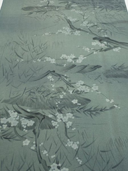 Photo1: 2P04z90  Japanese Kimono Crepe Silk  FABRIC Plum tree Green-Gray 63.8x14.8 (1)