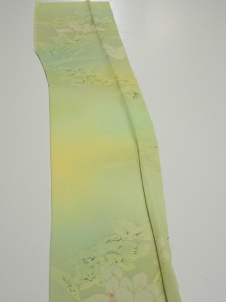 Photo3: 2P07z30  Japanese Kimono Silk  FABRIC Flower Lime green 48.4x7.1 (3)