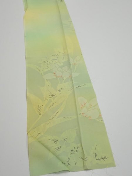 Photo2: 2P08z40  Japanese Kimono Silk  FABRIC Flower Lime green 56.3x7.1 (2)