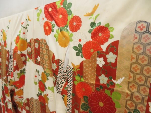 Photo2: 5626T12z1360 Vintage Japanese Kimono Silk FURISODE Chrysanthemum Off-white (2)