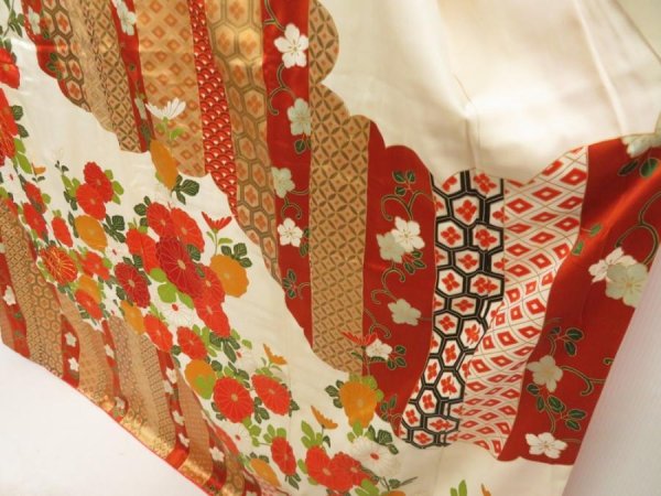 Photo4: 5626T12z1360 Vintage Japanese Kimono Silk FURISODE Chrysanthemum Off-white (4)