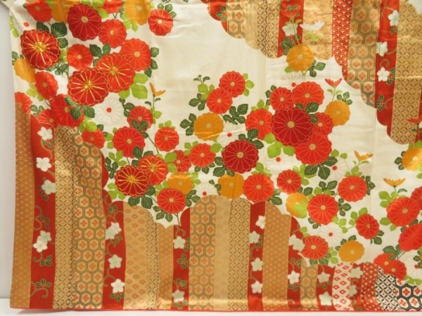 Photo5: 5626T12z1360 Vintage Japanese Kimono Silk FURISODE Chrysanthemum Off-white (5)