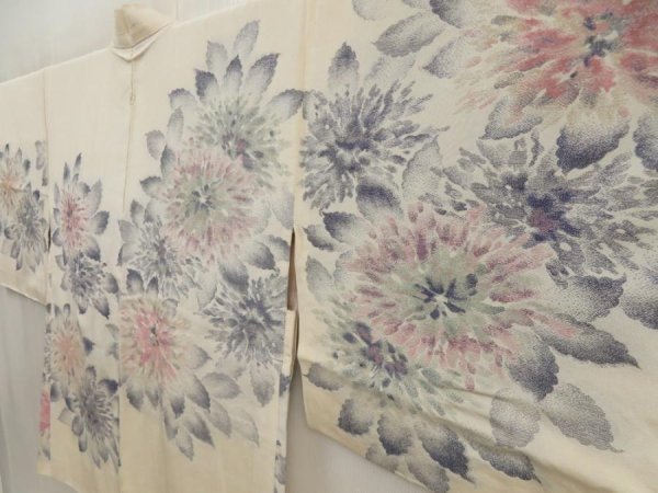 Photo2: 5705T09z570 Vintage Japanese Kimono Silk HAORI Flower Off-white (2)
