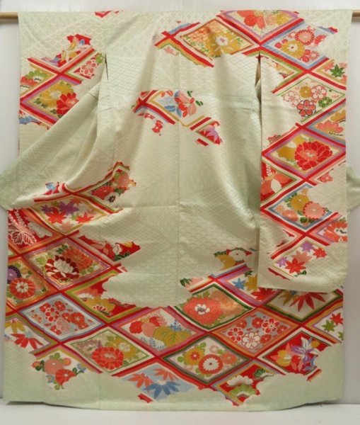 Photo1: 5705T13z1150 Vintage Japanese Kimono Silk FURISODE Peony Soft green (1)