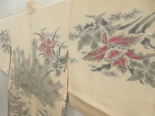 Photo2: 5708T09z580 Vintage Japanese Kimono Silk HAORI Peacock Light peach (2)