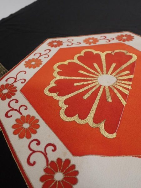 Photo2: 1V01z110  Japanese Kimono Silk  FABRIC Flower Black 64.6x14.2 (2)