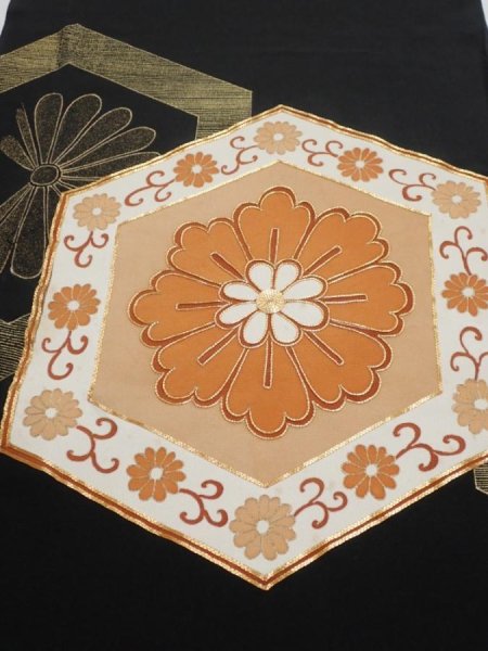 Photo1: 1V02z110  Japanese Kimono Silk  FABRIC Flower Black 64.6x14.2 (1)