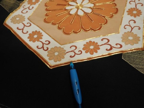 Photo7: 1V02z110  Japanese Kimono Silk  FABRIC Flower Black 64.6x14.2 (7)