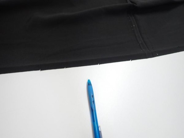 Photo10: 1V02z110  Japanese Kimono Silk  FABRIC Flower Black 64.6x14.2 (10)