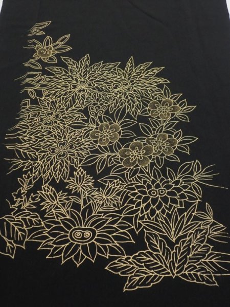 Photo1: 1V01z100  Japanese Kimono Silk  FABRIC Flowers Black 67.7x14.4 (1)