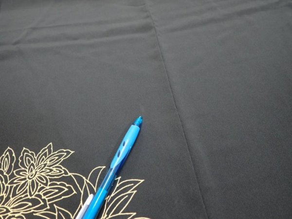 Photo6: 1V03z250  Japanese Kimono Silk  FABRIC Peacock Black 57.5x28.0 (6)