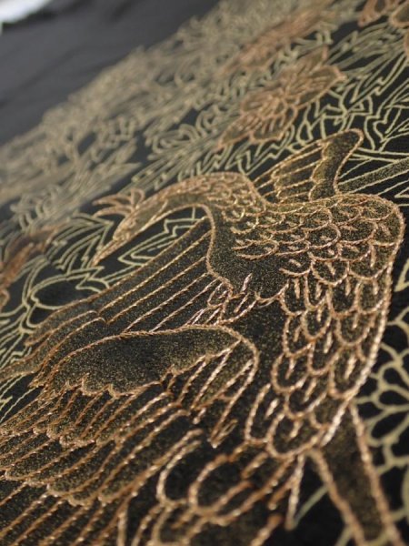 Photo7: 1V03z250  Japanese Kimono Silk  FABRIC Peacock Black 57.5x28.0 (7)