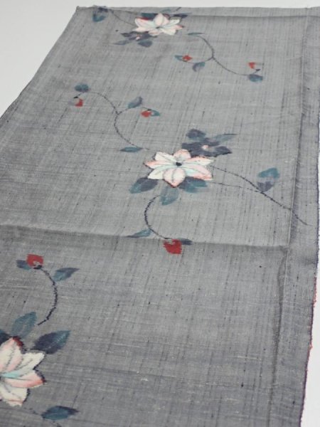 Photo3: 1V02z50  Japanese Kimono Silk TSUMUGI FABRIC Flower Gray 41.7x14.8 (3)