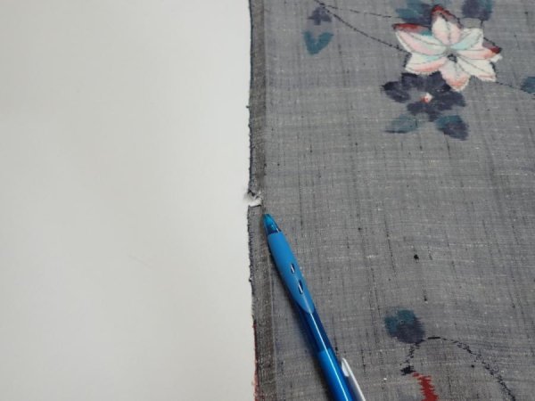 Photo6: 1V02z50  Japanese Kimono Silk TSUMUGI FABRIC Flower Gray 41.7x14.8 (6)