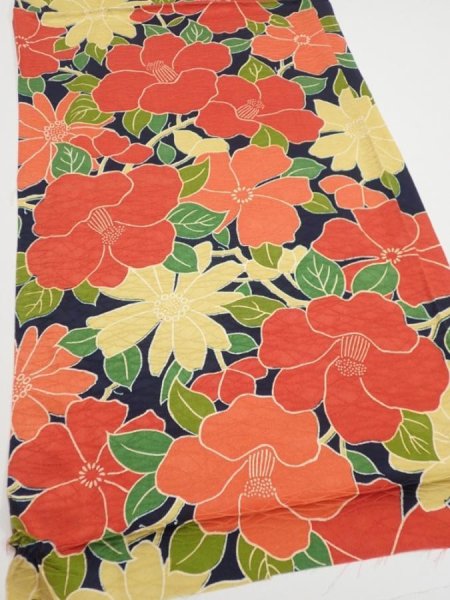 Photo2: 1V02z60  Japanese Kimono Silk  FABRIC Camellia Dark navy 44.1x14.4 (2)